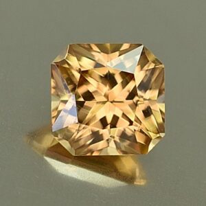 Champagne Zircon