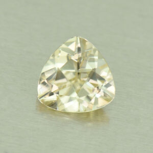 ChampagneZircon trill 7.9mm 2.37cts H zn5332