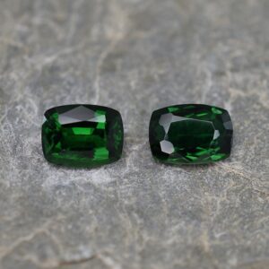 ChromeTourmaline cushion pair 7.7x5.7mm 2.30cts ct182