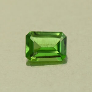 ChromeTourmaline eme cut 4.0x3.0mm 0.17cts N ct664