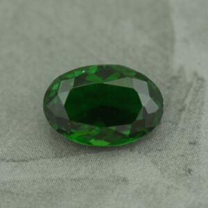 ChromeTourmaline oval 8.4x5.7mm 1.32cts N ct300