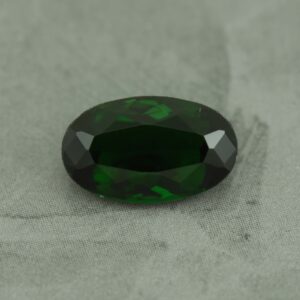 ChromeTourmaline oval 9.5x5.8x3.9mm 1.56cts N ct305