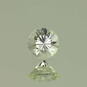 Chrysoberyl round 4.5mm 0.44cts N cb112