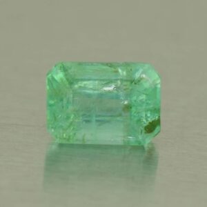 Emerald eme cut 6.7x4.8mm 1.00cts N em113