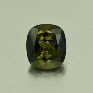 GreenTourmaline eme cut 11.1x9.9mm 5.74cts N tm812