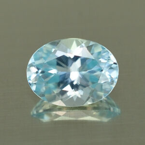IceBlueZircon oval 8.0x6.0mm 1.89cts H zn3305
