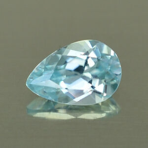 IceBlueZircon pear 9.0x6.0mm 2.02cts H zn3315