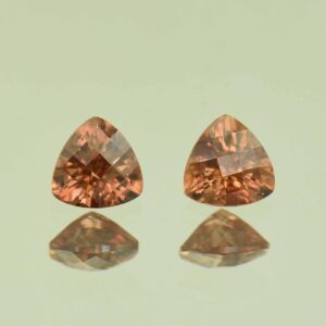 ImperialZircon ch trill pair 5.0mm 1.36cts H zn6739