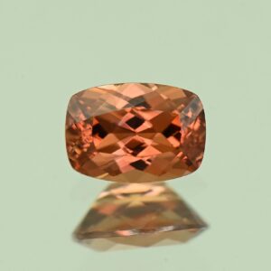 ImperialZircon cush 6.9x4.9mm 1.27cts H zn7394