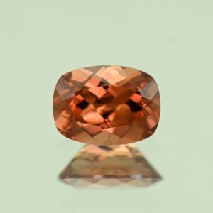 ImperialZircon cush 7.5x5.6mm 1.59cts H zn7396