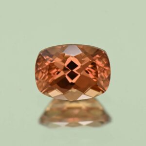 ImperialZircon cush 8.0x6.0mm 2.25cts H zn7400