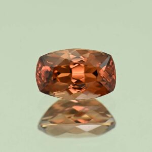 ImperialZircon cush 9.0x5.7mm 2.65cts H zn7404