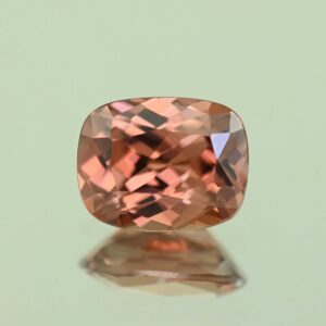 ImperialZircon cush 9.8x7.6mm 3.96cts H zn7321
