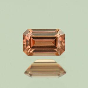 ImperialZircon eme cut 5.4x3.5mm 0.55cts H zn7411