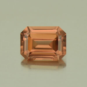 ImperialZircon eme cut 7.3x5.5mm 1.73cts H zn5174