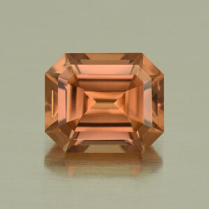 ImperialZircon eme cut 7.6x6.4mm 2.58cts H zn5170
