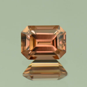 ImperialZircon eme cut 8.0x6.0mm 2.46cts H zn6844