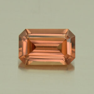 ImperialZircon eme cut 8.3x5.3mm 1.92cts H zn5162