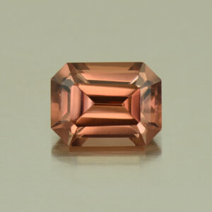 ImperialZircon eme cut 8.5x6.4mm 2.96cts H zn5178