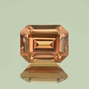 ImperialZircon eme cut 9.5x7.4mm 4.05cts H zn6845