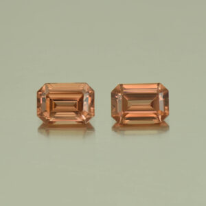 ImperialZircon eme cut pair 6.9x5.0mm 2.93cts H zn5173