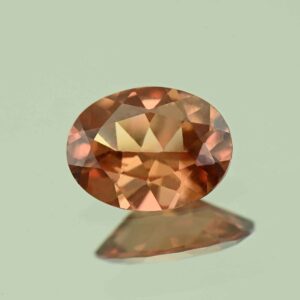 ImperialZircon oval 8.5x6.5mm 1.57cts H zn7423