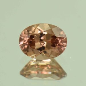 ImperialZircon oval 8.5x6.5mm 2.41cts H zn6853