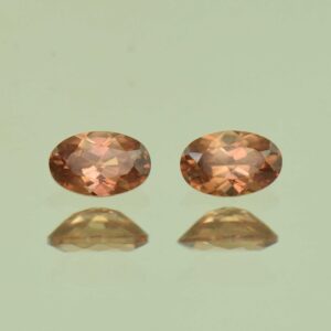 ImperialZircon oval pair 5.5x3.6mm 0.96cts H zn6757