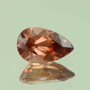 ImperialZircon pear 10.5x6.5mm 2.79cts H zn7428