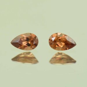 ImperialZircon pear pair 5.5x3.5mm 0.84cts H zn6775