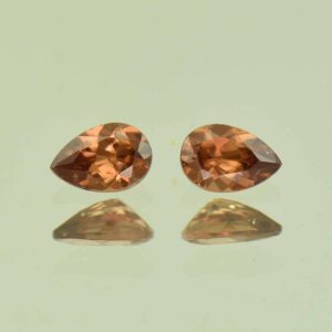 ImperialZircon pear pair 6.0x4.0mm 1.12cts H zn6779