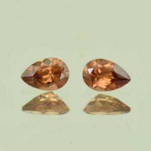 ImperialZircon pear pair 6.0x4.0mm 1.15cts H zn6781