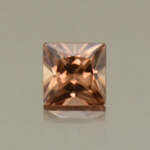ImperialZircon princess 4.0mm 0.51cts H zn4870