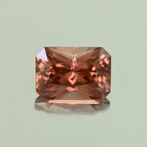 ImperialZircon rad 6.9x4.8mm 1.34cts H zn7341