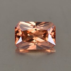 ImperialZircon radiant 7.0x4.8mm 1.27cts zn3179
