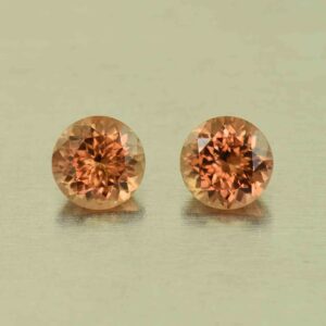 ImperialZircon round pair 5.0mm 1.53cts H zn4692