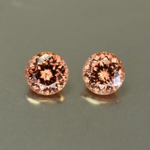 ImperialZircon round pair 5.0mm 1.60cts zn2105
