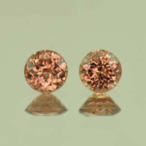 ImperialZircon round pair 6.0mm 2.47cts H zn6802