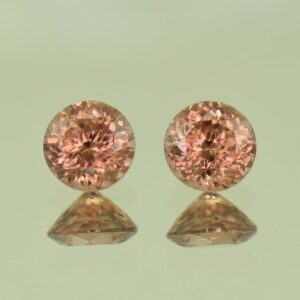 ImperialZircon round pair 6.0mm 2.49cts H zn6876