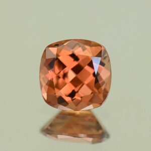 ImperialZircon sq cush 7.1mm 2.26cts H zn4044