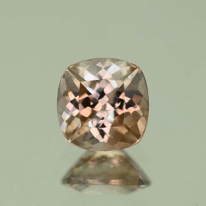 ImperialZircon sq cush 8.1mm 3.51cts N zn7449