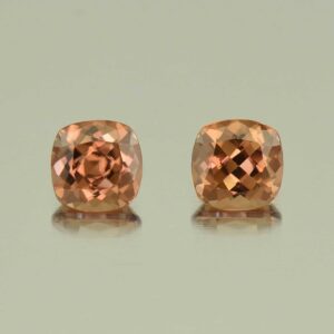 ImperialZircon sq cush pair 5.5mm 2.32cts H zn5409