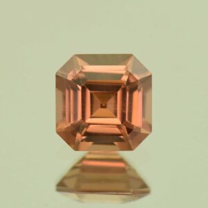 ImperialZircon sq eme cut 5.8mm 1.40cts H zn6889