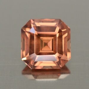 ImperialZircon sq eme cut 6.5mm 1.96cts zn4400