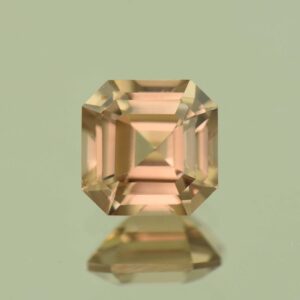 ImperialZircon sq eme cut 7.0mm 2.48cts N zn6898