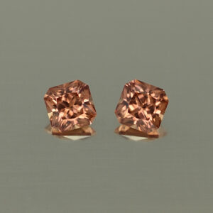 ImperialZircon sq rad pair 4.0mm 0.96cts H zn4445