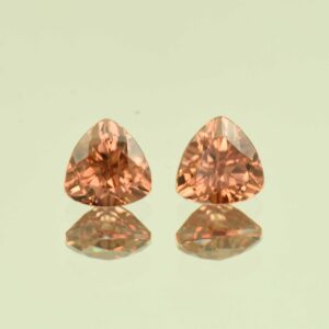 ImperialZircon trillion pair 7.0mm 3.77cts H zn6823