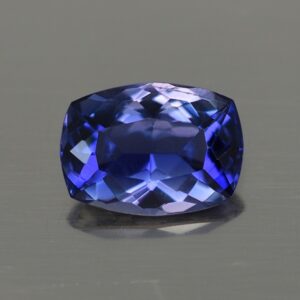 Iolite cush 11.1x8.2mm 2.47cts ie103