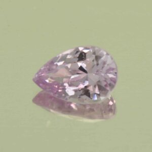 LilacSpinel pear 9.7x6.5mm 2.18cts N sp810