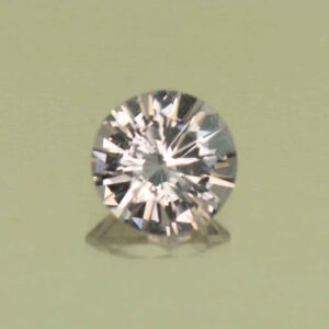 LilacSpinel round 5.5mm 0.63cts N sp811